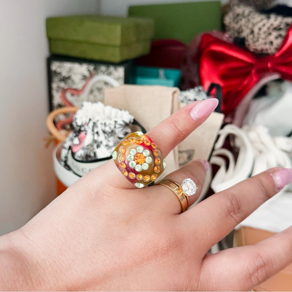 Vintage Clear Fashion Ring Sz 6.5